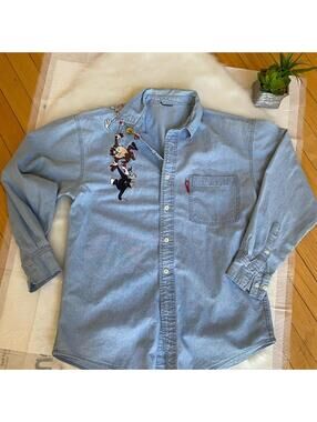 Looney Tunes Denim Embroidery Size Large